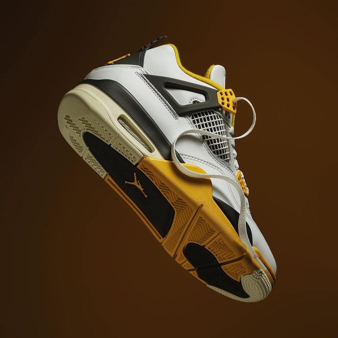 Jordan 4 Vivid Sulfur
