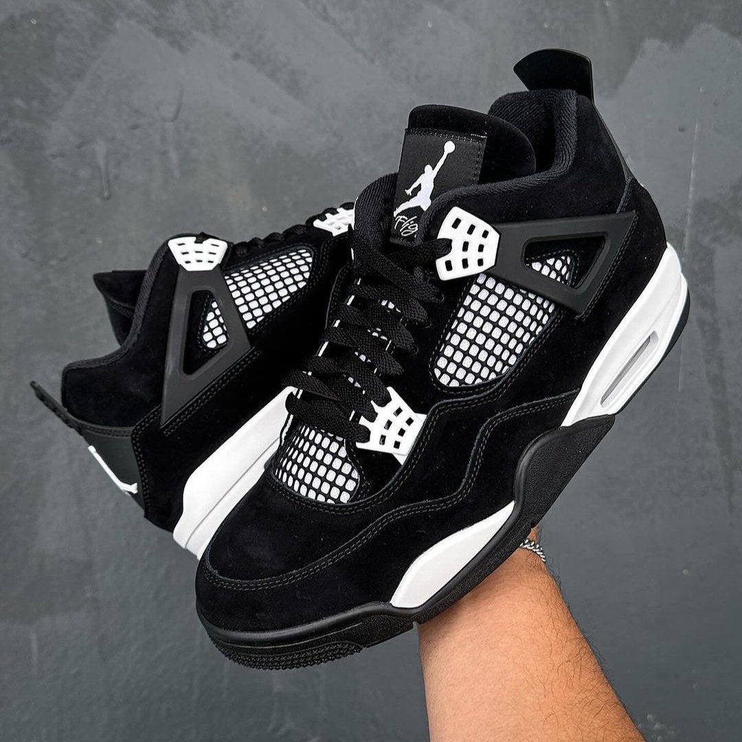 Jordan 4 Retro White Thunder
