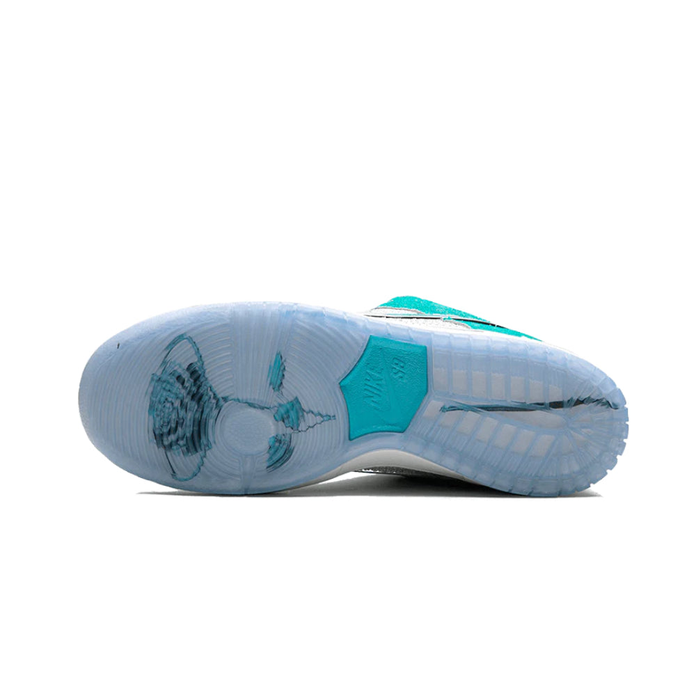 Nike SB Dunk Low April Skateboards
