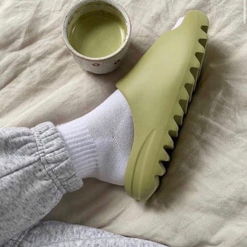 Adidas Yeezy Slide Resin - No Stop - Official Shop
