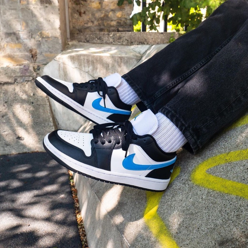 Jordan 1 Low Black University Blue White (W)