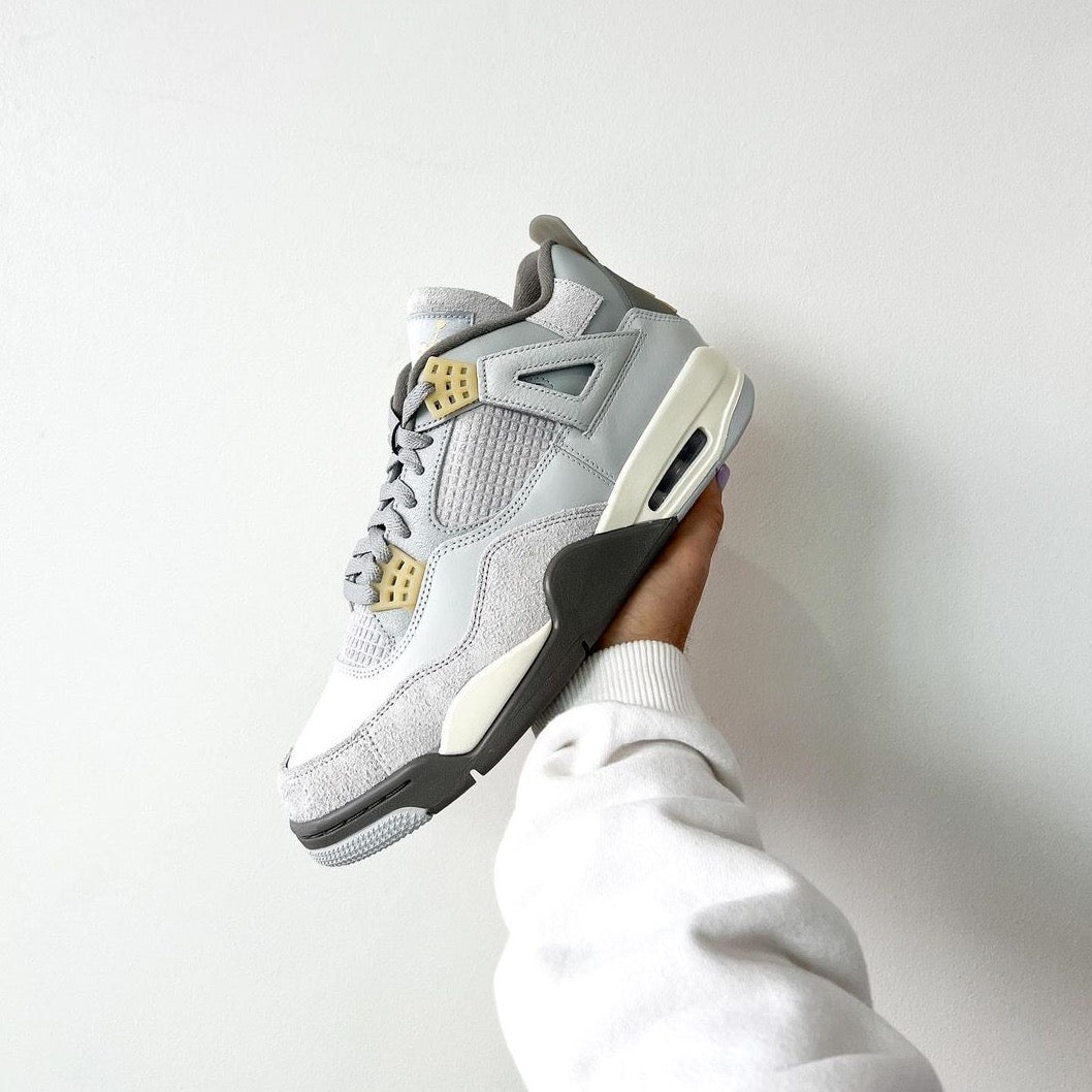 Jordan 4 Retro SE Craft Photon Dust