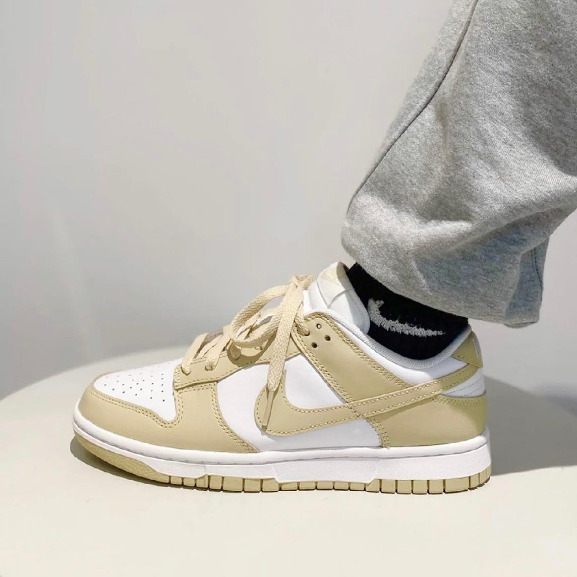 Nike Dunk Low Team Gold