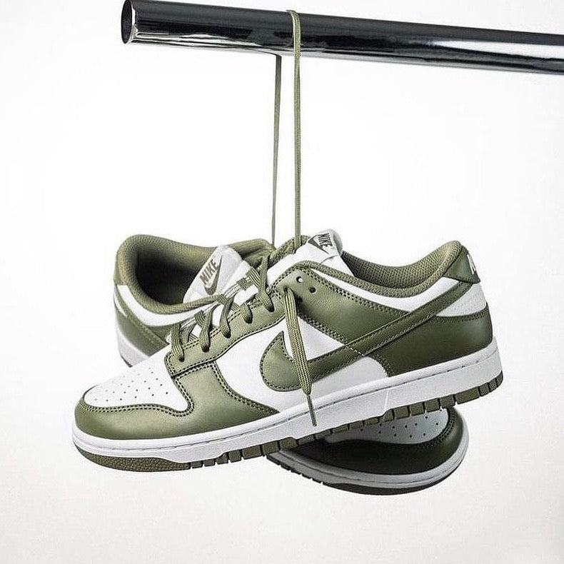 Nike Dunk Low Medium Olive