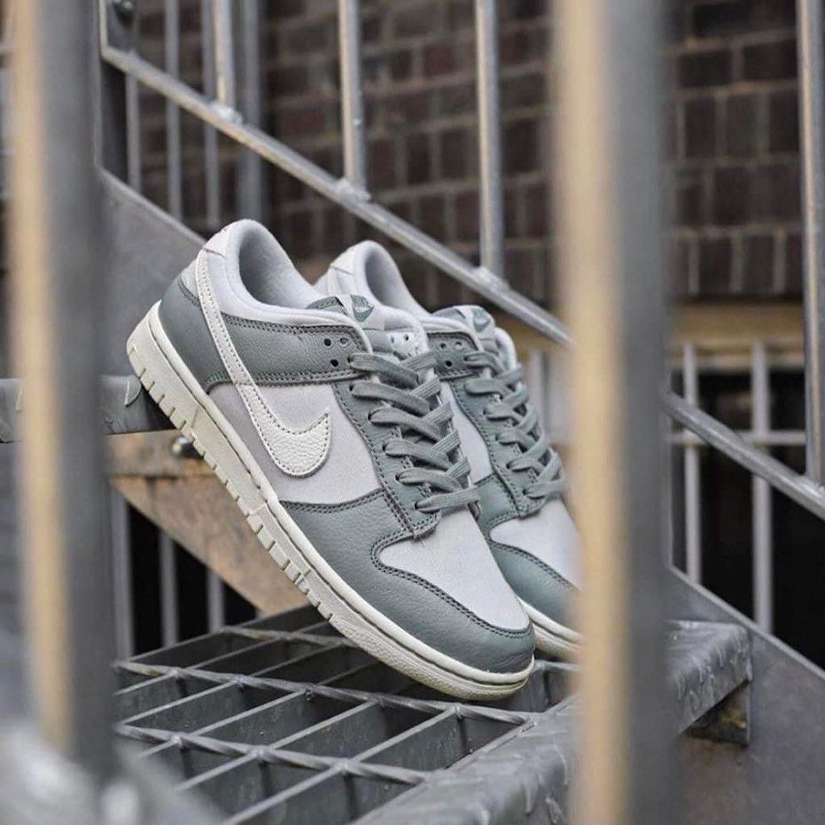 Nike Dunk Low Mica Green