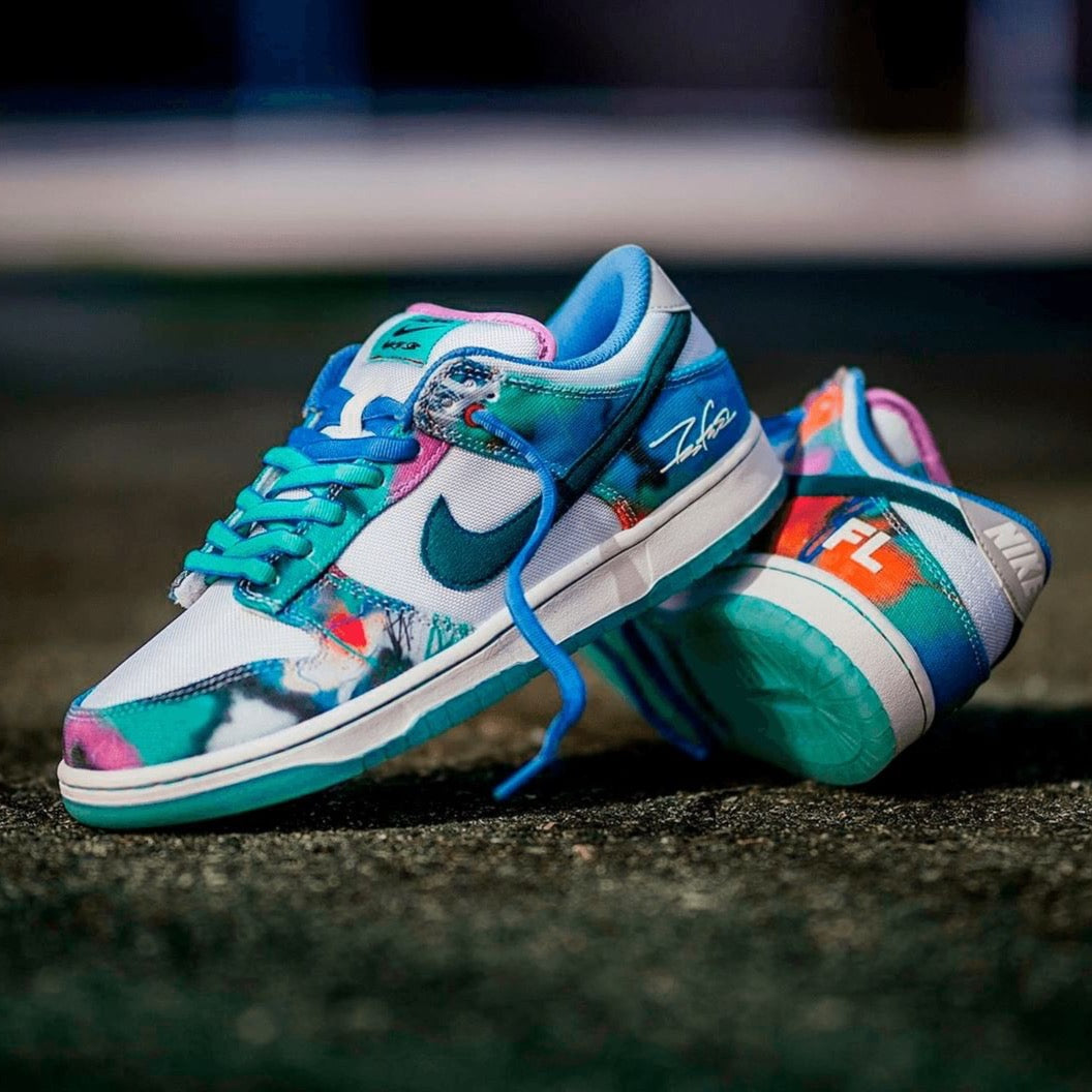 Nike SB Dunk Low Futura Laboratories Bleached Aqua