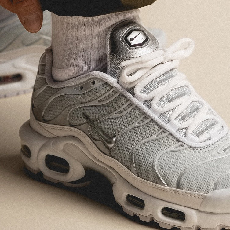 Nike Air Max Plus White Metallic Silver