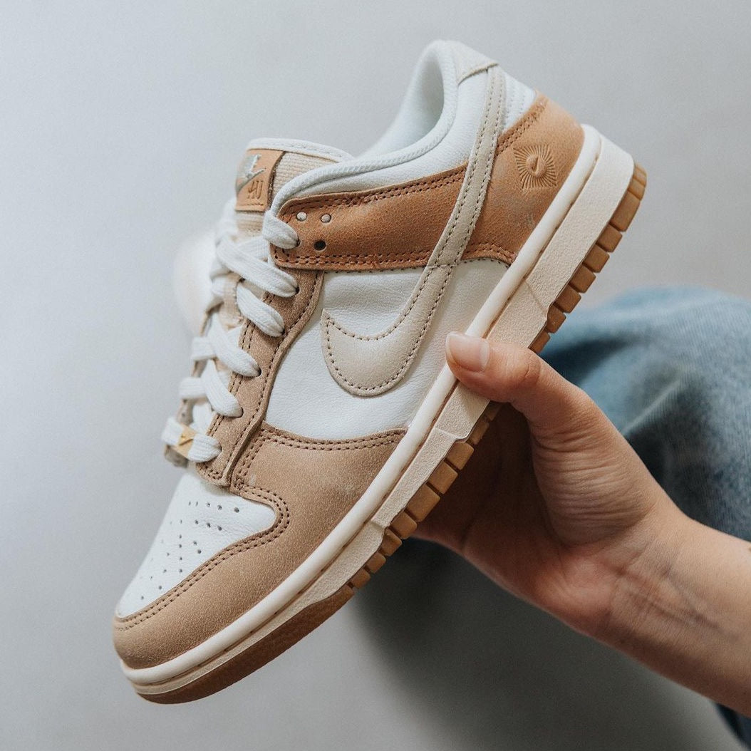 Nike Dunk Low SE Sanddrift