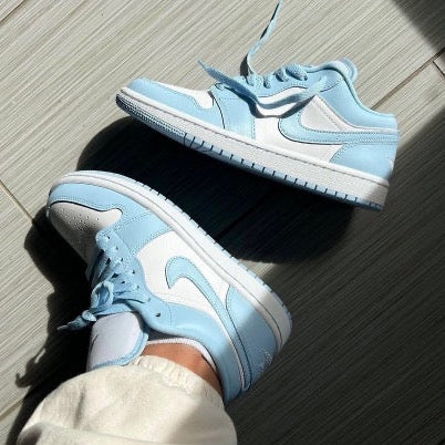 Jordan 1 Low Aluminum (W) - No Stop - Official Shop